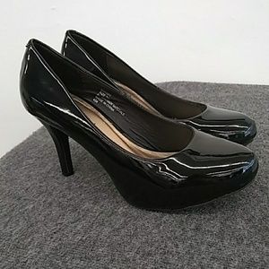 Madden GirlWomen'sSize 7 M Heels